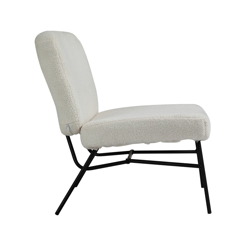 AH-0040 Sillón moderno sin brazos con respaldo rectangular redondeado en lana de cordero