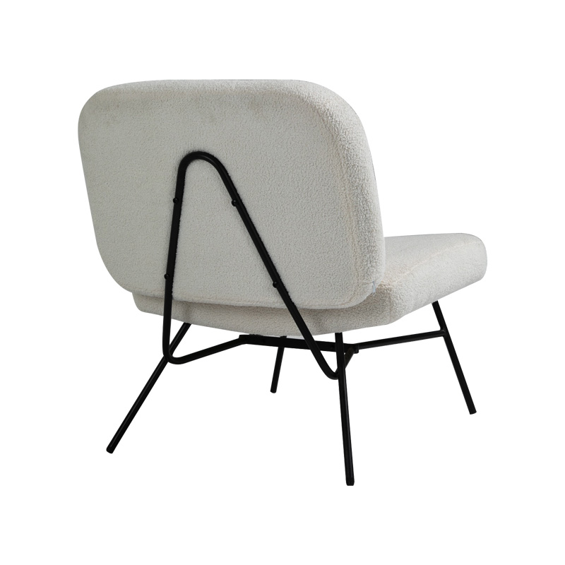 AH-0040 Sillón moderno sin brazos con respaldo rectangular redondeado en lana de cordero